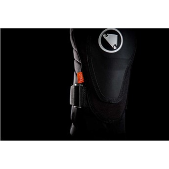 OCHRANIACZE NA KOLANA ENDURA MT500 HARD ROZ.L/XL-121138