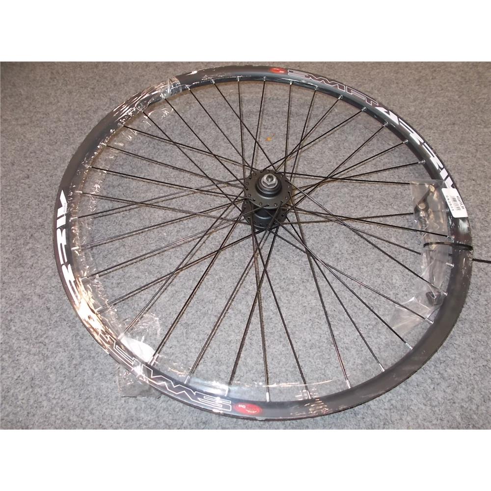 KOŁO 26 PRZÓD QUANDO J20S DISC CZARNE 6 ŚRUB-132549