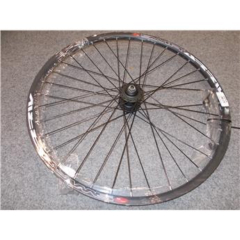 KOŁO 26 PRZÓD QUANDO J20S DISC CZARNE 6 ŚRUB-132549