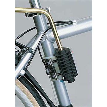 FOTELIK HAMAX KISS BASIC CZARNO-CZERWONY-101010