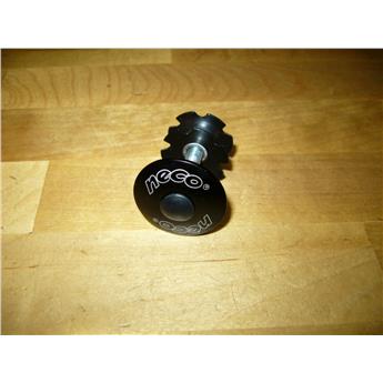 KOREK NECO DO STERÓW 1 1/8" Z GWIAZDKĄ CZ-102312